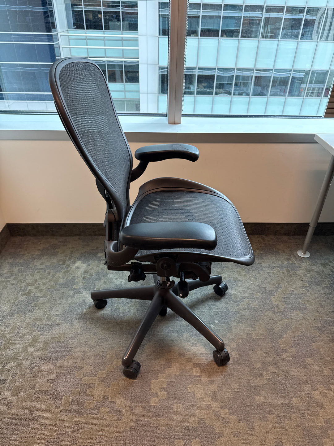 Herman Miller Aeron Size C Task Chair