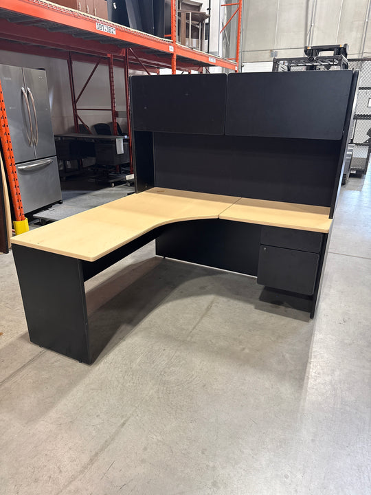 L-Shape Desk w/Hutch and BF Ped