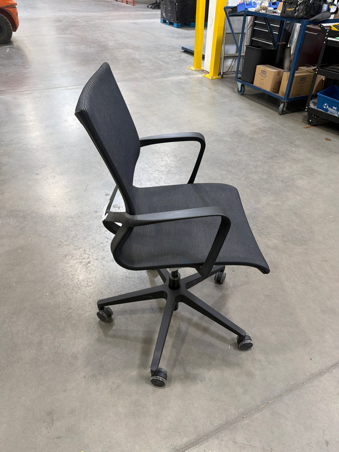 Barcelona Mid-Back Task/Meeting Chair