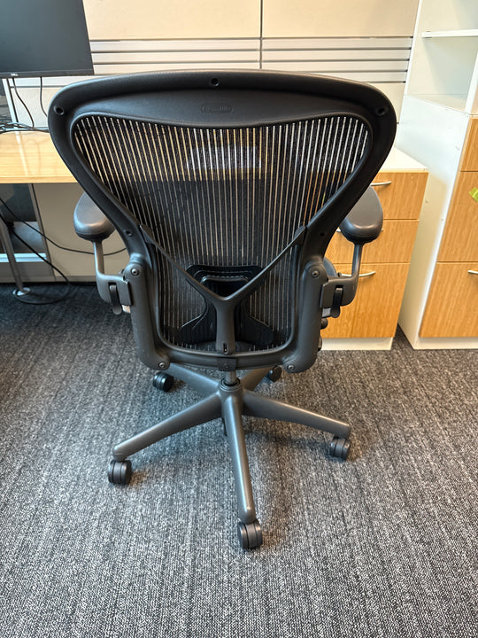 Herman Miller Aeron Size B Task Chair