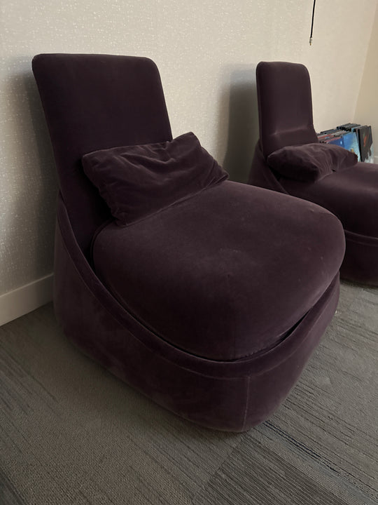 Fabric Lounge Chair w/Folding Leg Rest