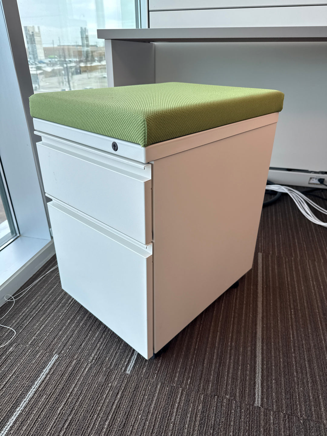 Herman Miller Mobile BF Ped w/Cushion
