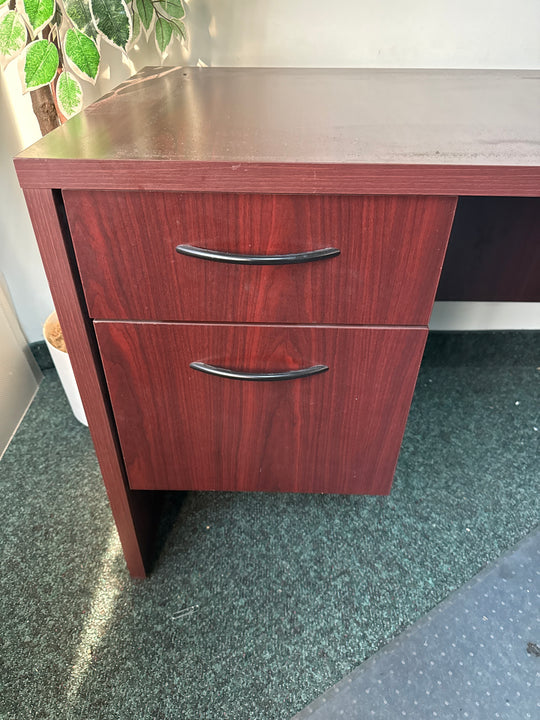 Bow Front L-Shape Desk w/2 BF Peds