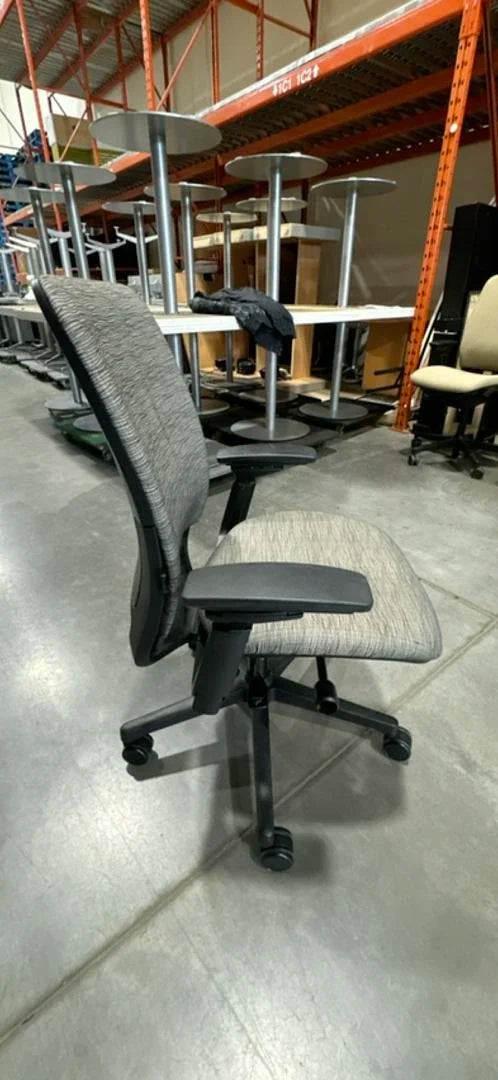 Steelcase Amia Task Chair