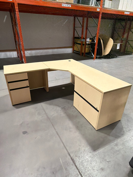 L-Shape Desk w/BBF, 2-High Lateral