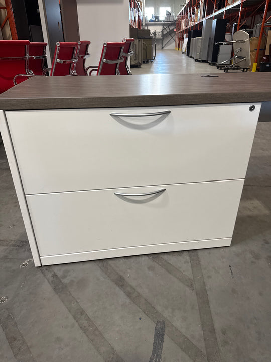 U-Shape Desk w/2-High Lat and BBF Ped