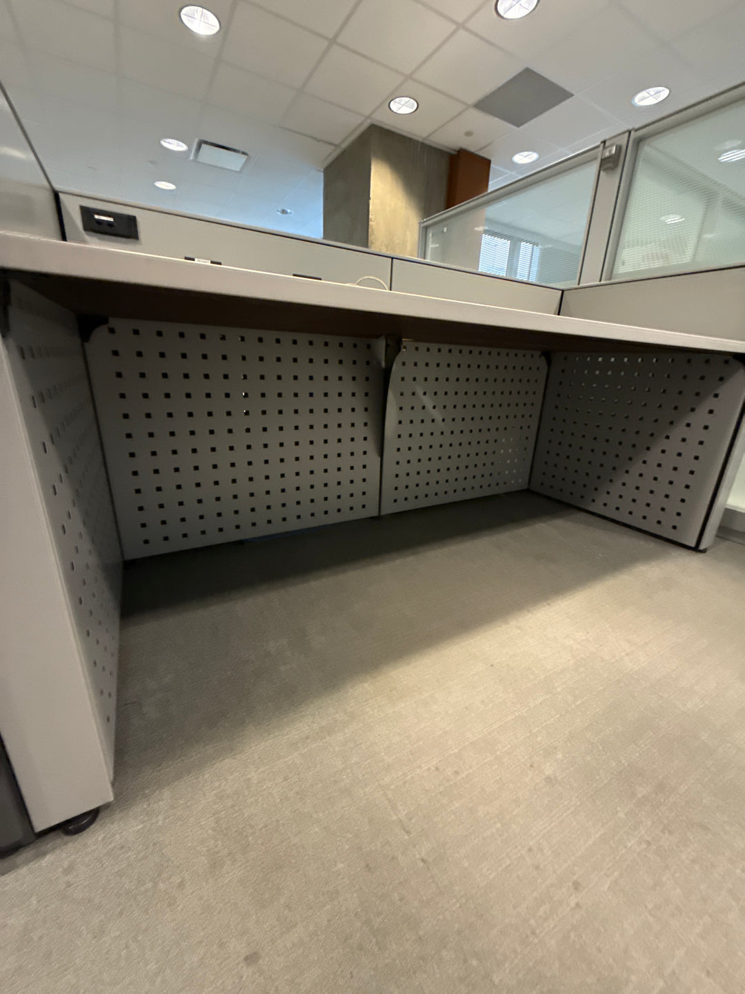 6' Benching Workstation w/BBF Ped