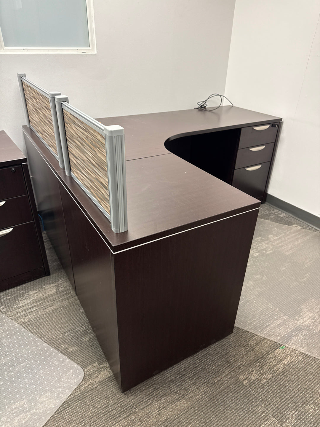L-Shape Desk with Privacy Panels, BBF, FF Peds