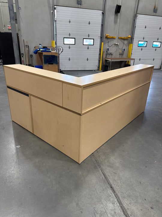 L-Shape Reception Desk w/BBF Ped