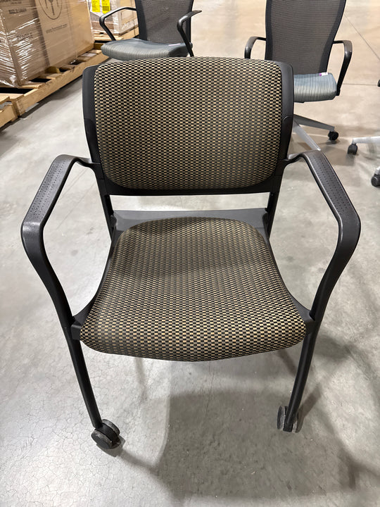 KI Rapture Mobile Stacking Guest Chair