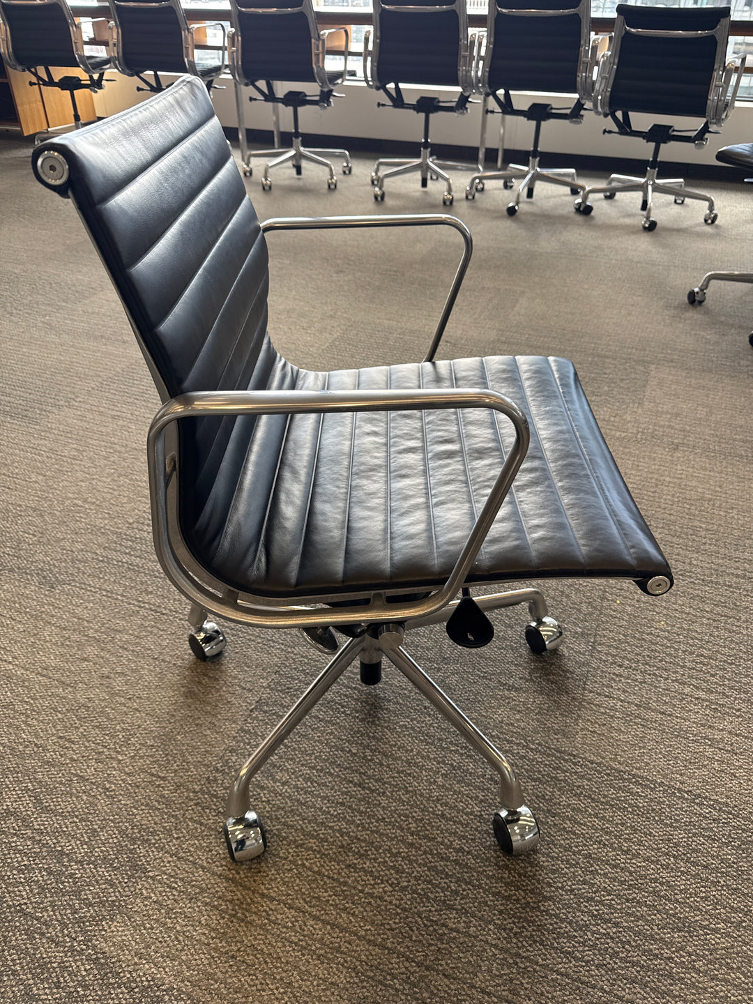 Herman Miller Eames Meeting Chair