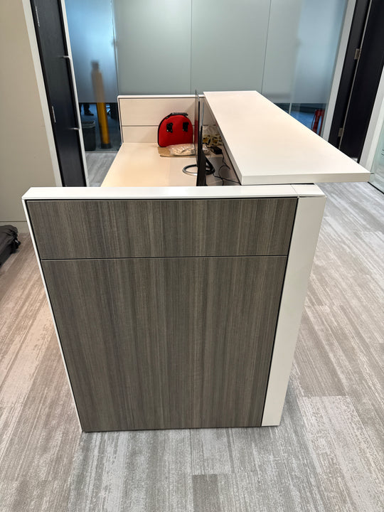 Straight Reception Desk w/BBF Ped