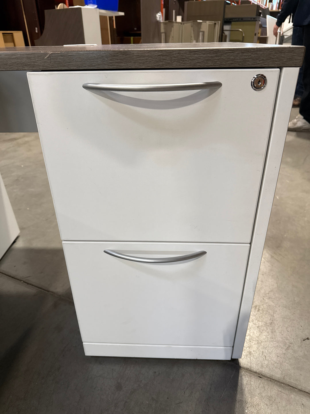 L-Shape Desk w/BBF, FF Ped