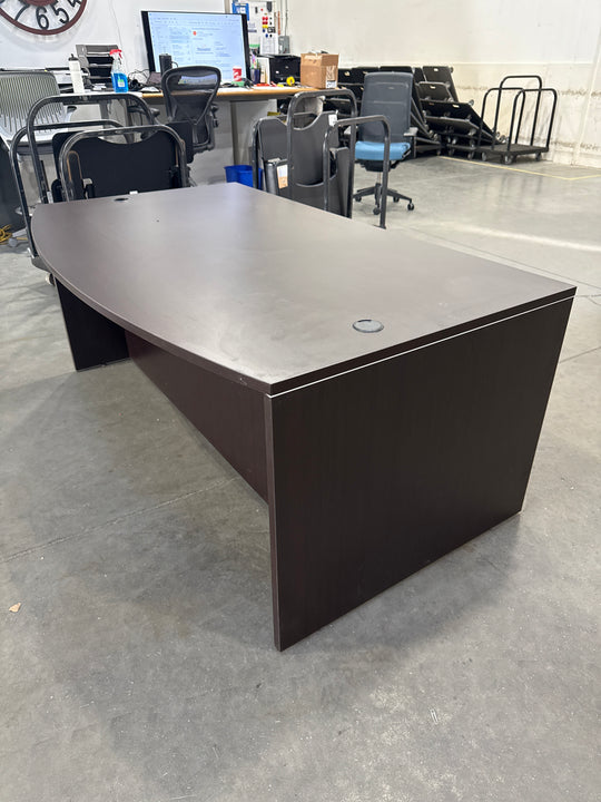 6' Bow Front Straight Desk w/BBF Ped