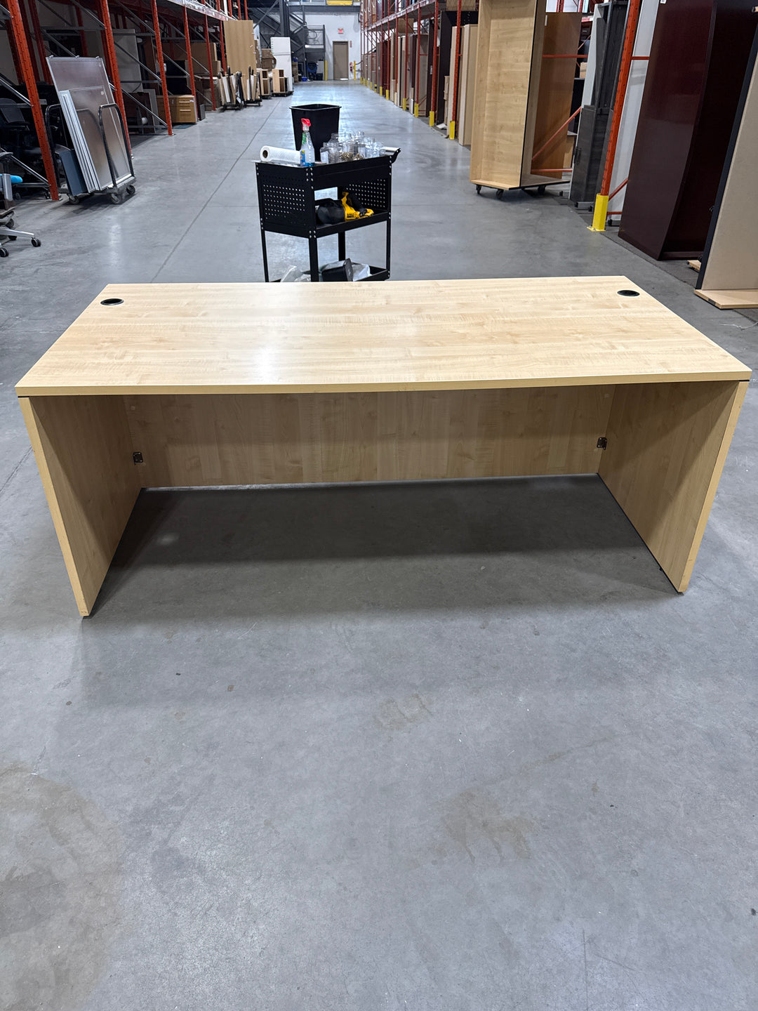 6’ Straight Desk