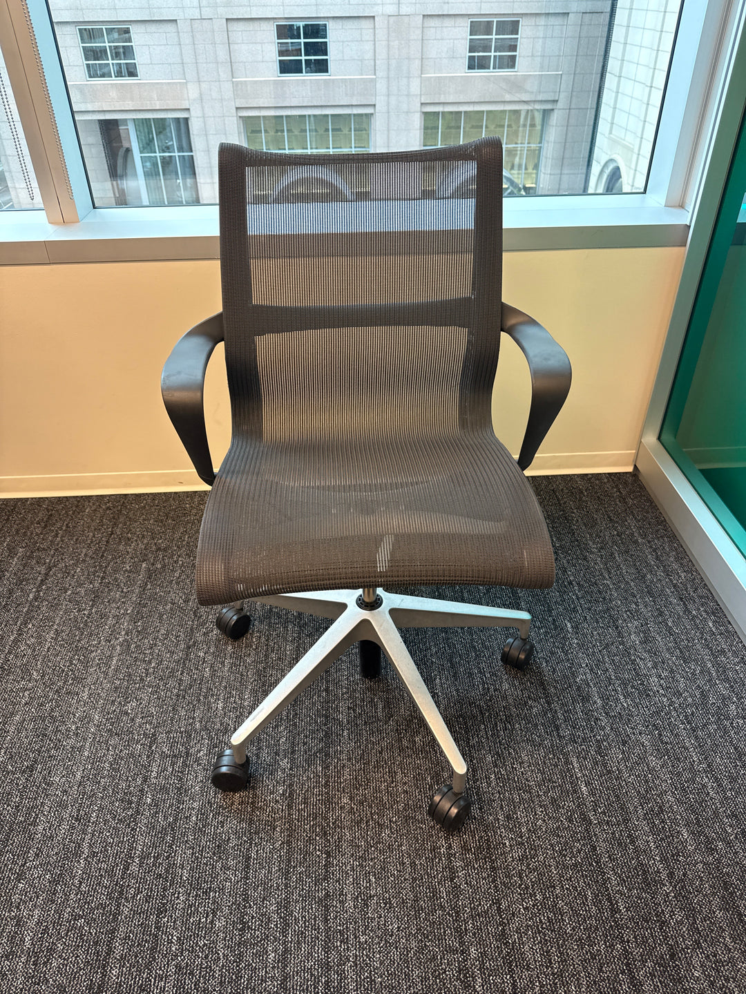 Herman Miller Setu Meeting Chair