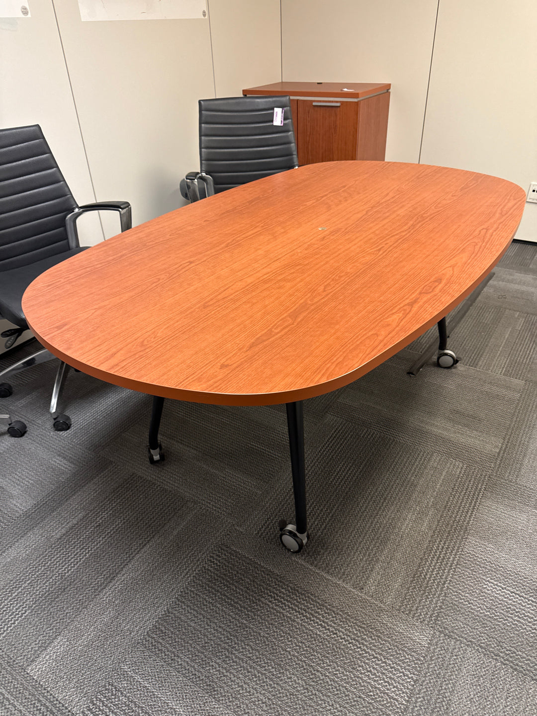 6' Mobile Racetrack Boardroom Table