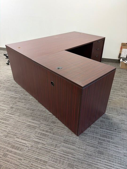 L Shaped Desk w/FF and BBF Peds