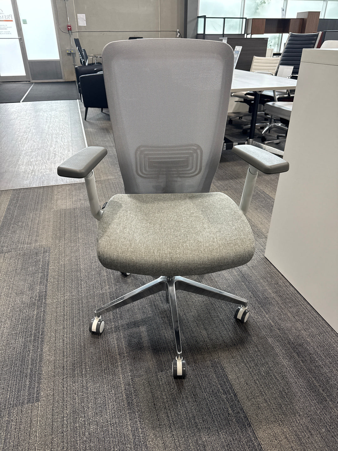 Workspace48 Compass Task Chair