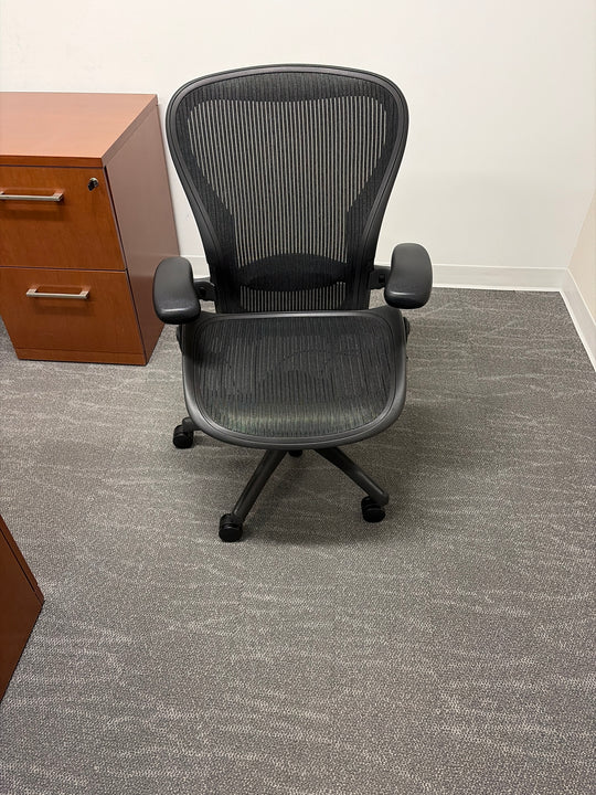 Herman Miller Aeron Size C Task Chair