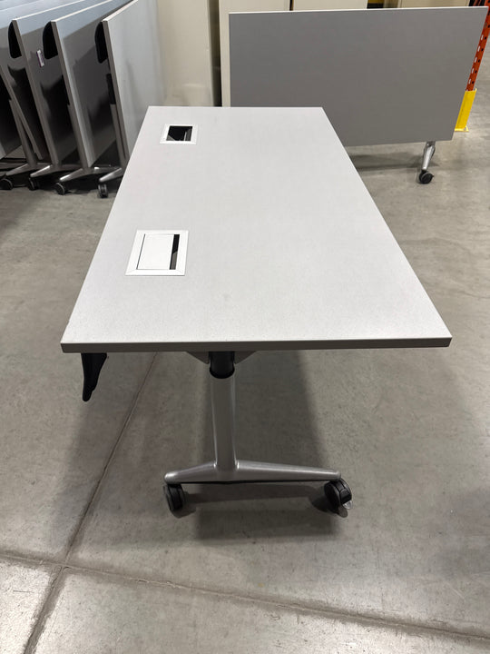 Mobile Flip Top Table w/Electrical
