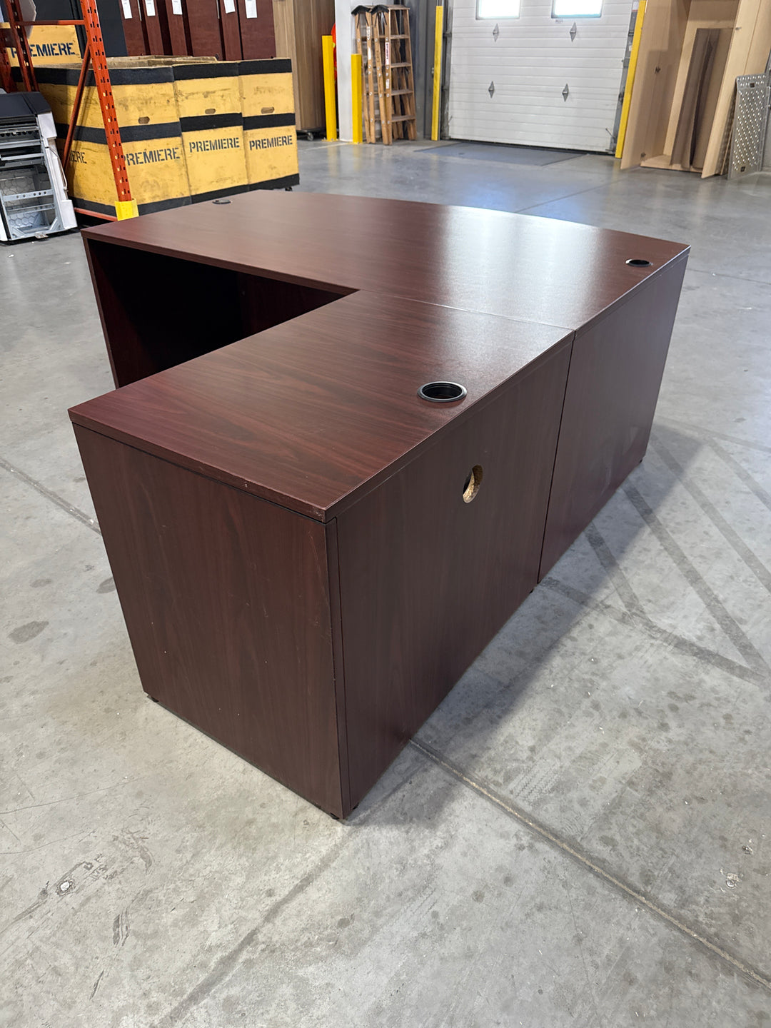 Bow Front L-Shape Desk w/BBF Ped