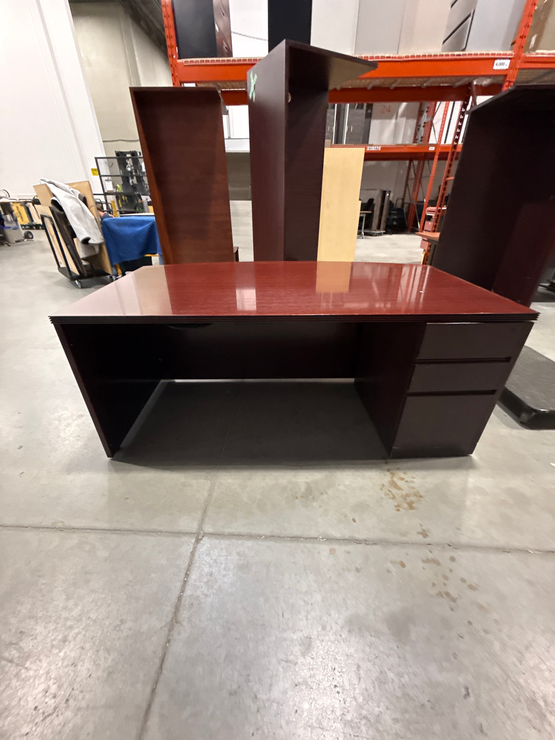 6' Bow Front Straight Desk w/BBF Ped