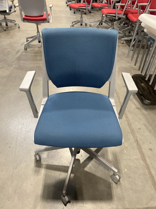 Haworth Meeting Chair