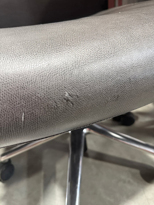 Keilhauer Leather Meeting Chair