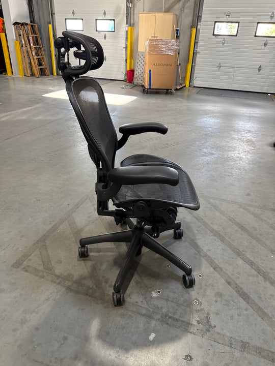 Herman Miller Aeron Size B w/Headrest