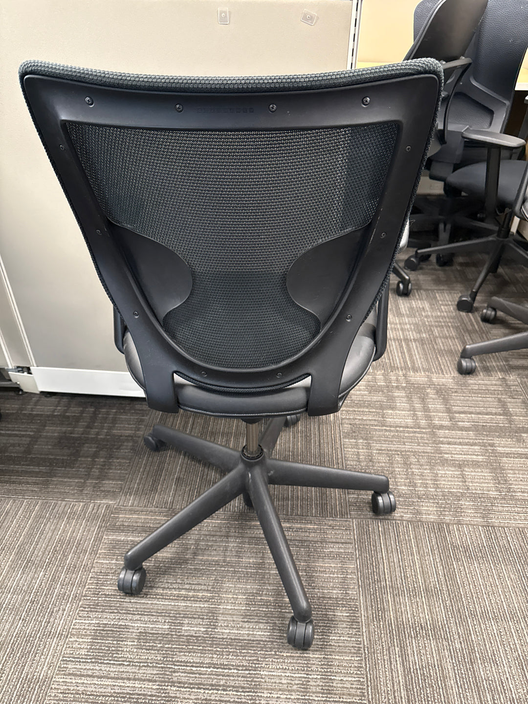 Keilhauer Simple Meeting Chair w/Leather Seat
