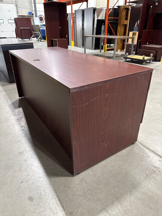 6' Straight Desk w/BF Ped
