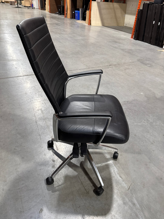 Leather Highback Meeting Chair
