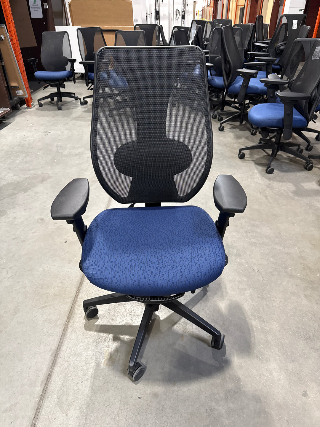 ErgoCentric tCentric Task Chair