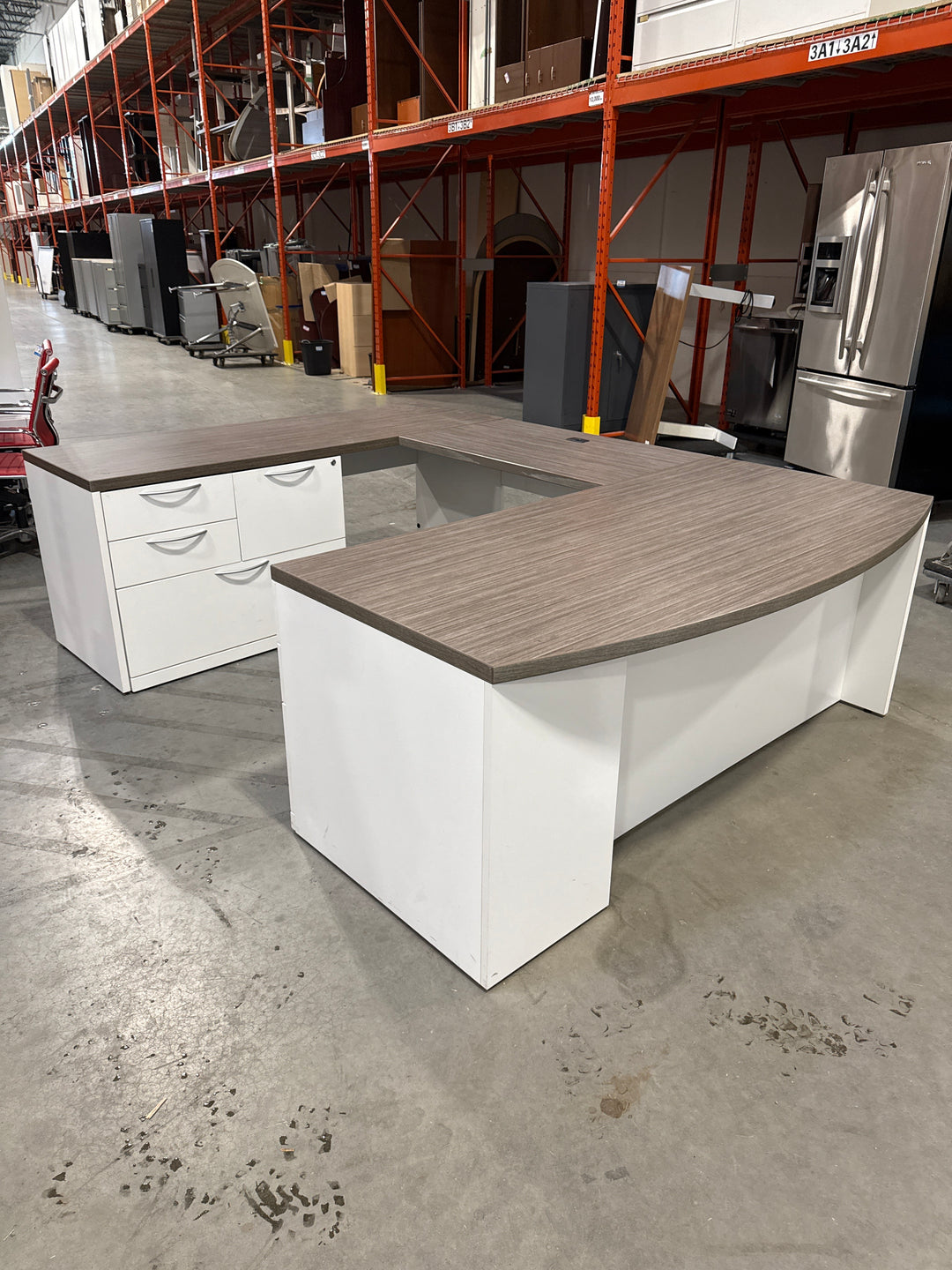 U-Shape Desk w/BBFLF and BBF Ped