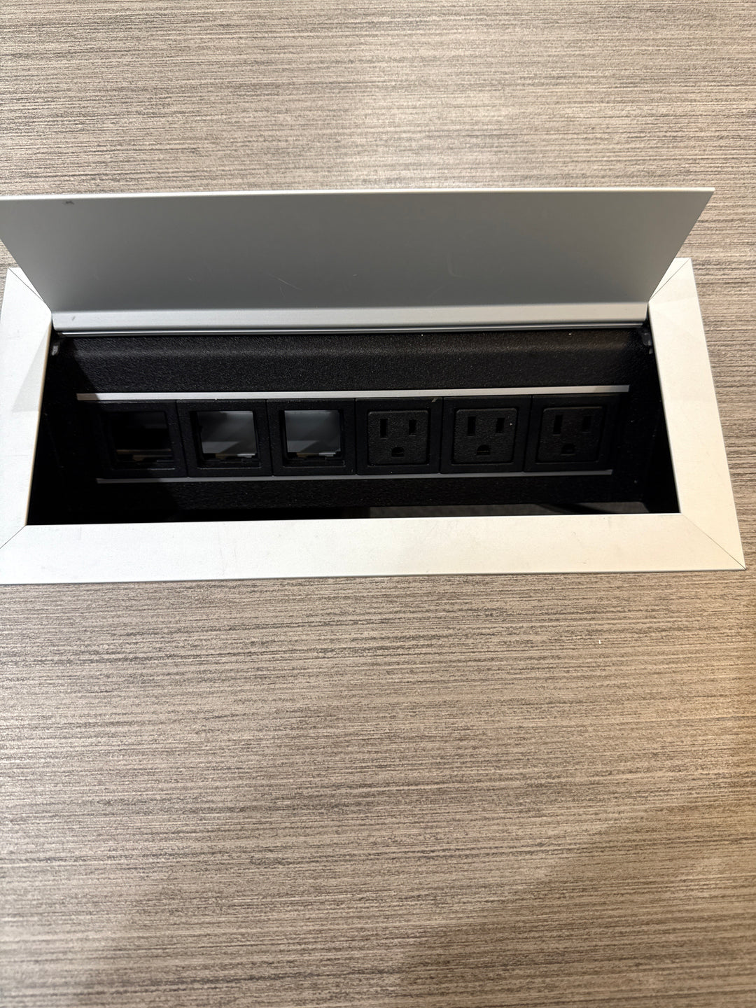 Artopex 14' Rectangle Boardroom Table w/Electrical