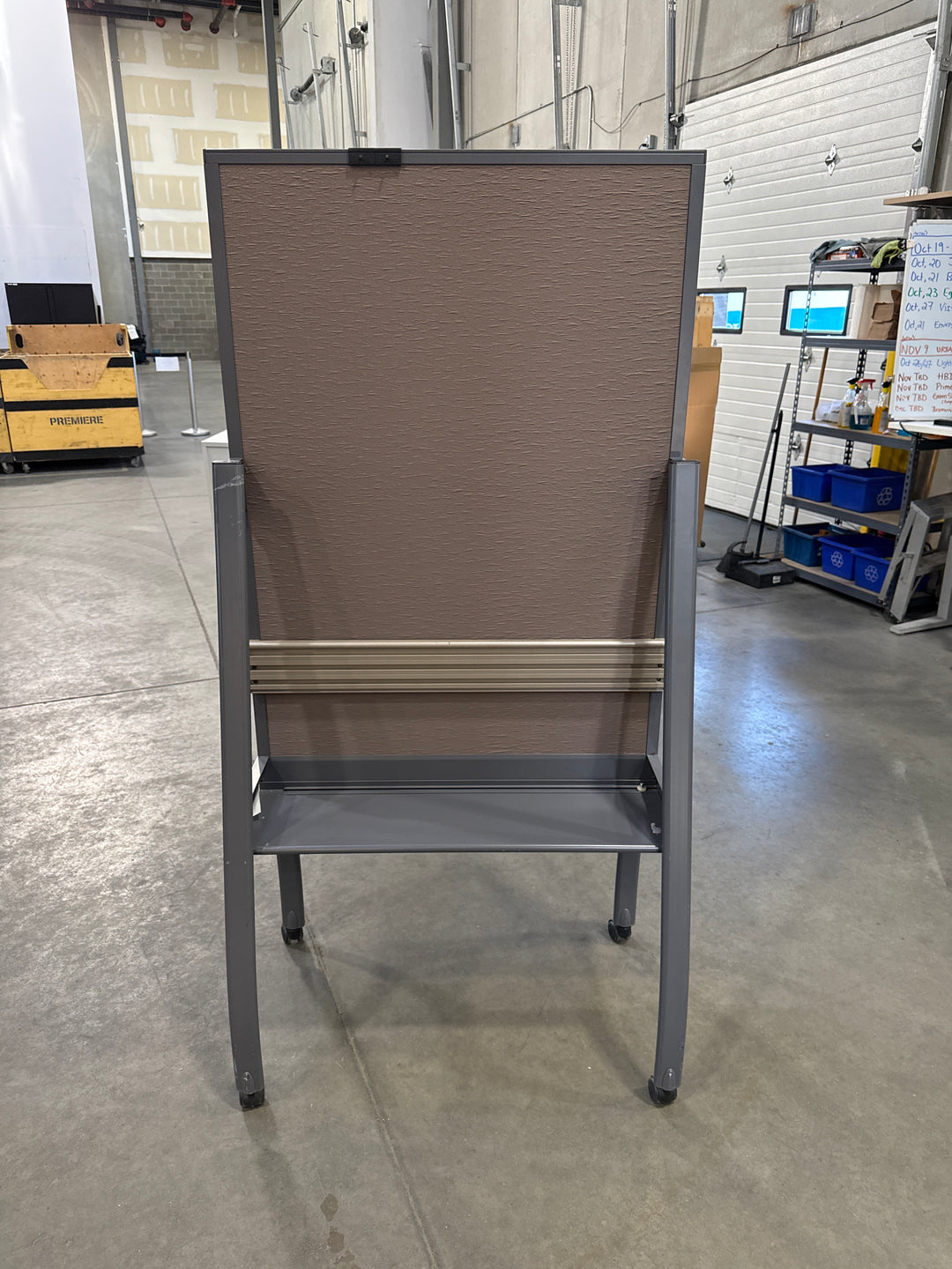Mobile Whiteboard/Tackboard