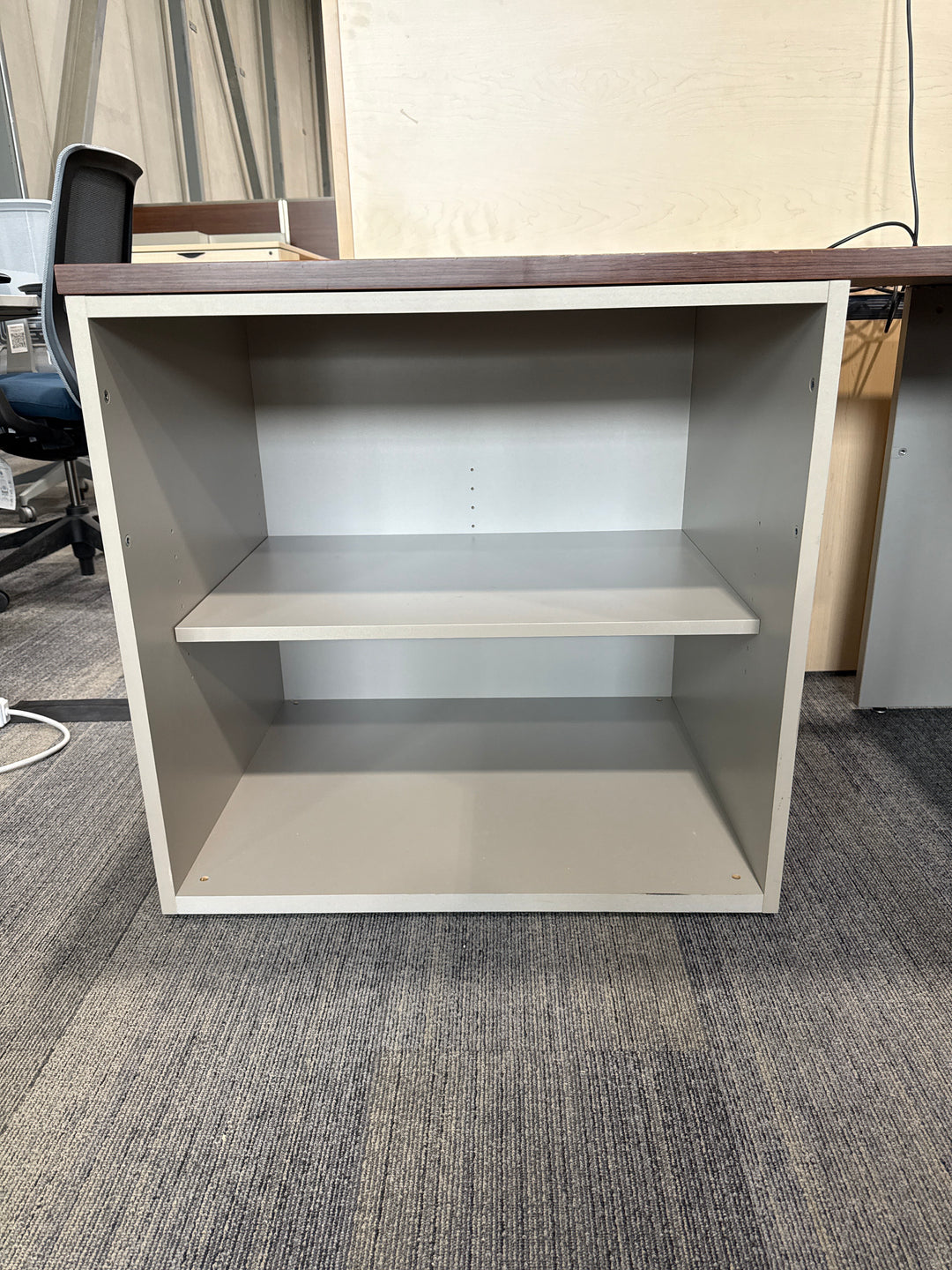 Teknion L-Shape Desk w/BBF Ped, Open Shelf