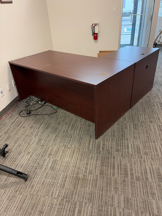 L Shaped Desk w/FF and BBF Peds