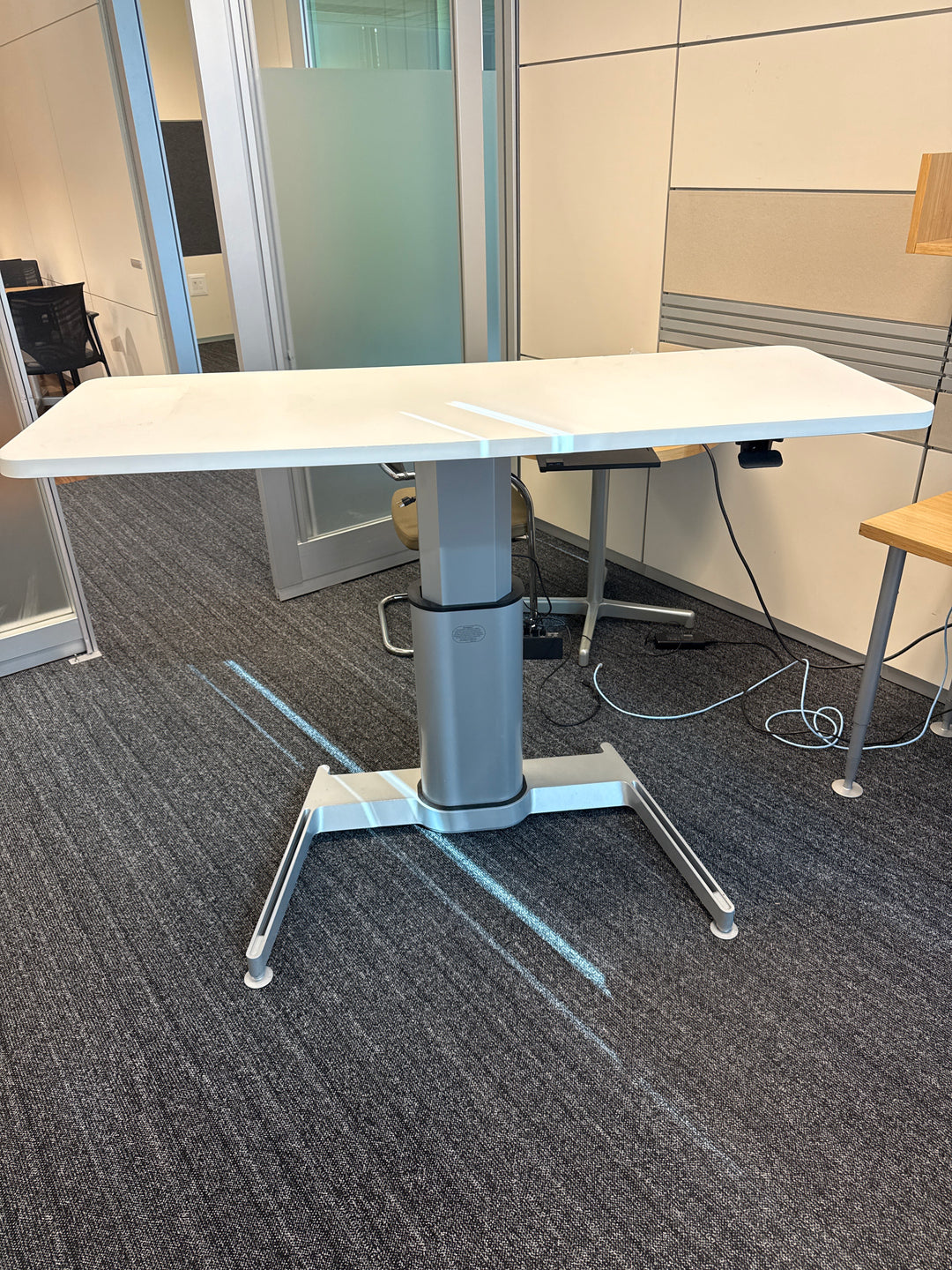 5' Steelcase Airtouch Sit Stand Desk