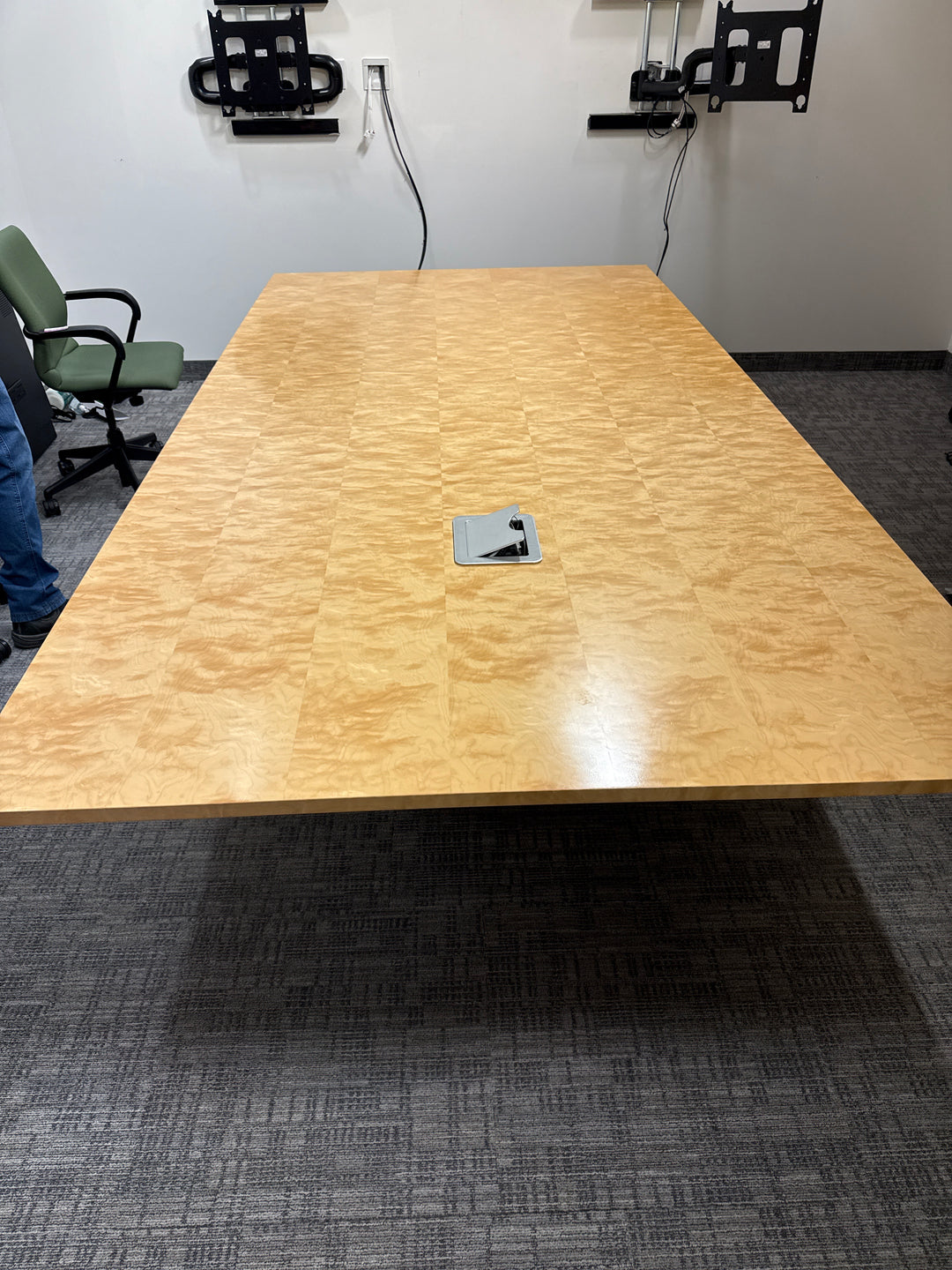 10’ Rectangle Boardroom Table w/Electrical