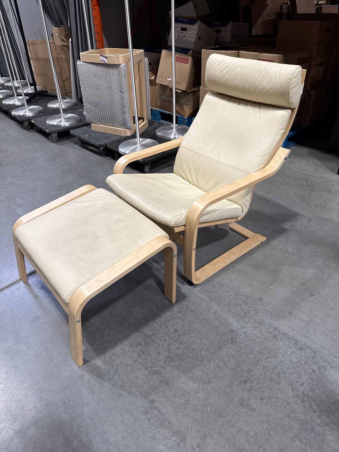 Leather High Back Lounge Chair w/Footrest