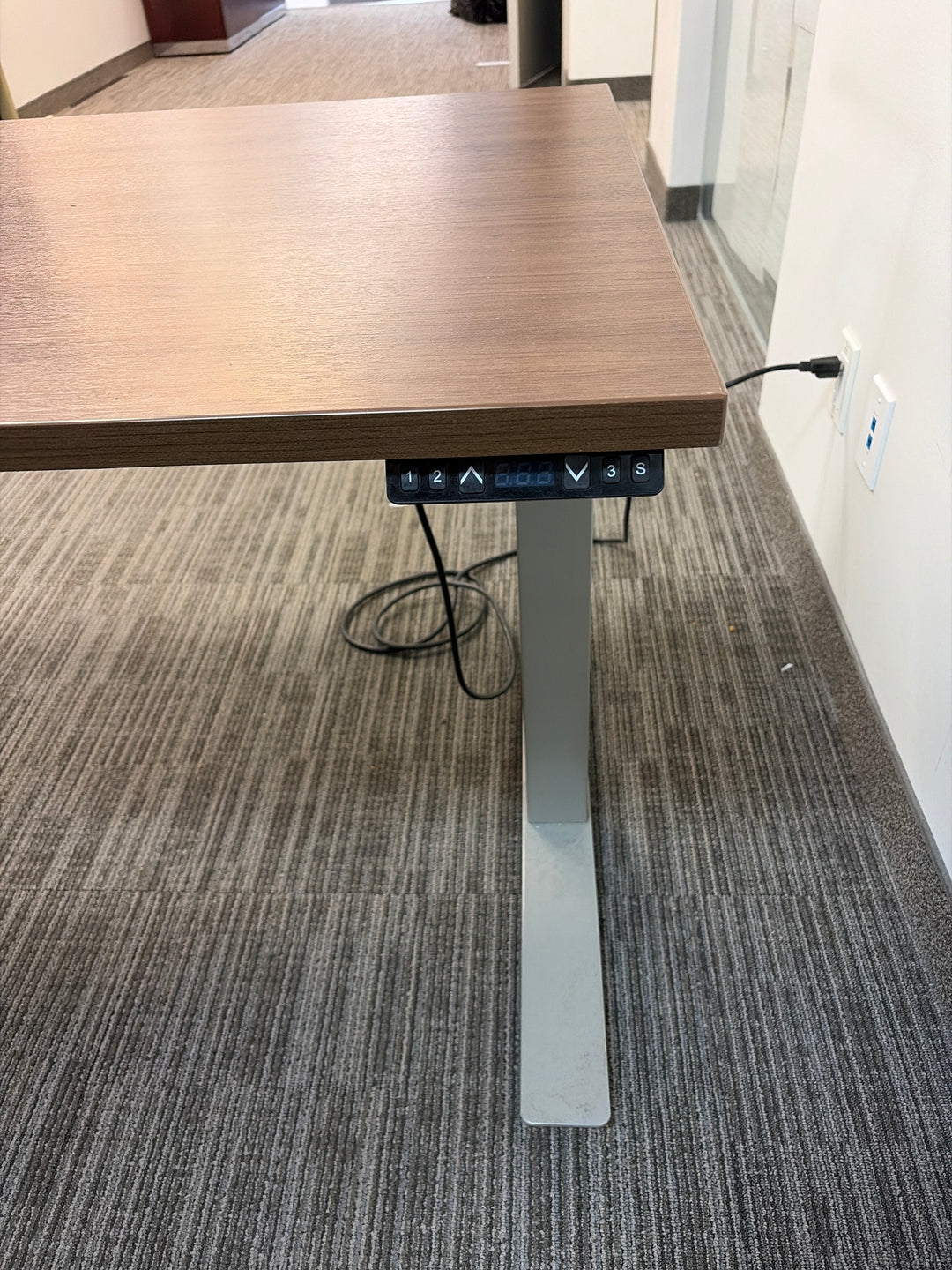 Electronic Sit Stand Desk