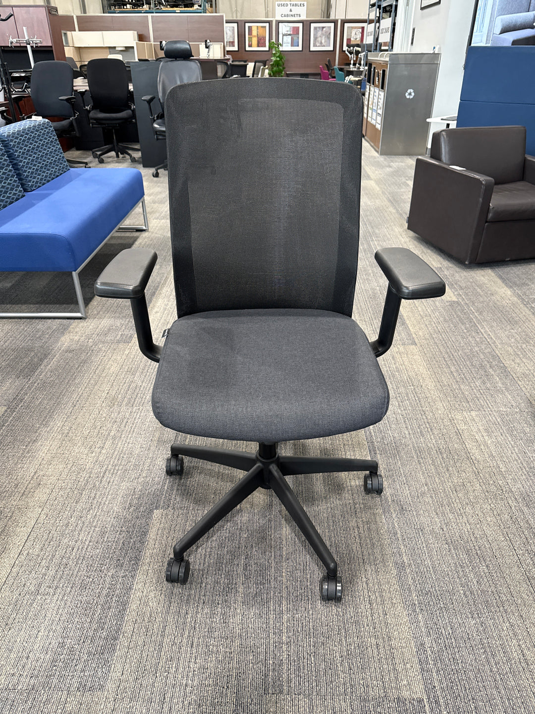 Workspace48 Essence Task Chair