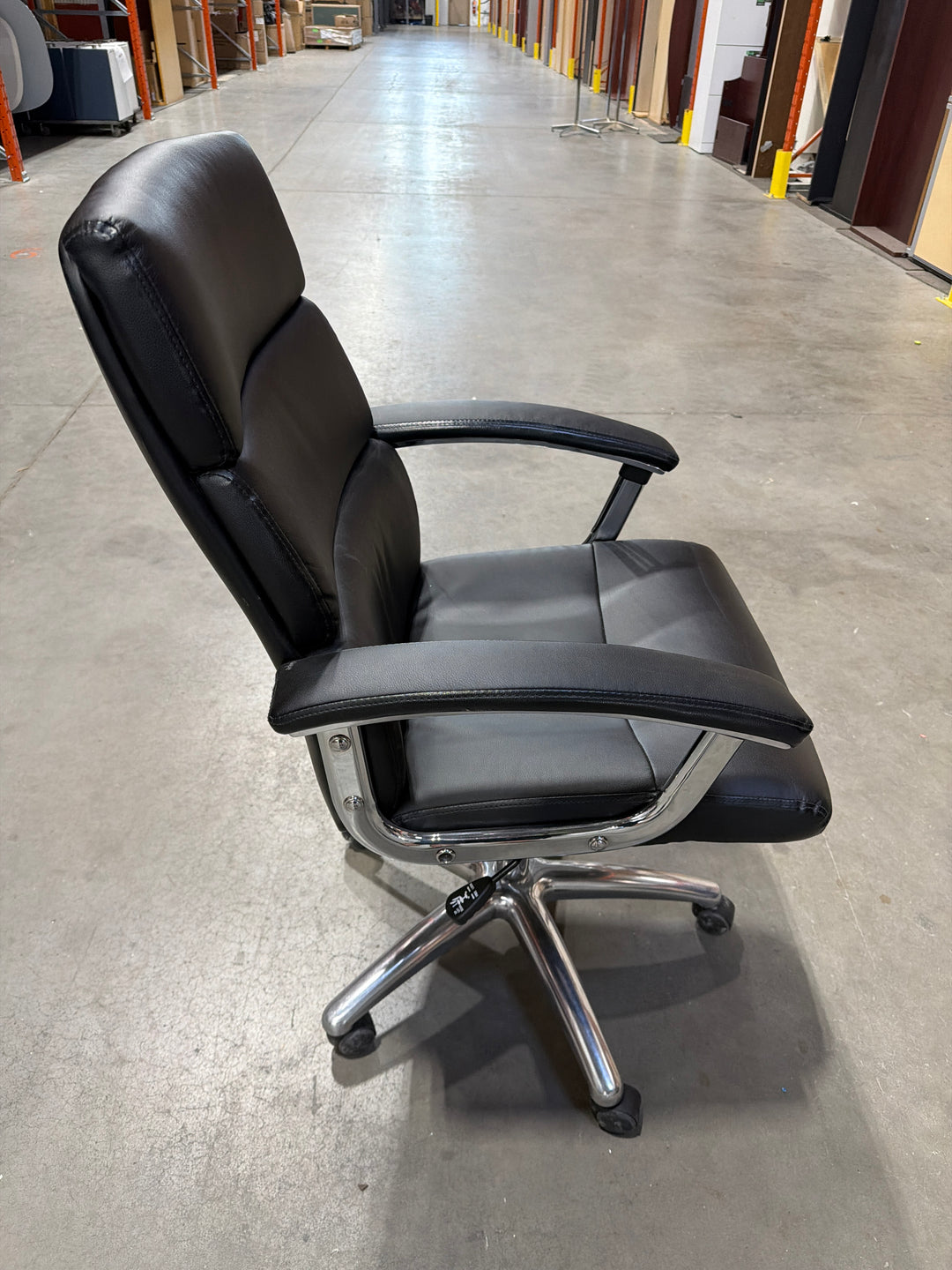 Leather Mid Back Meeting Chair