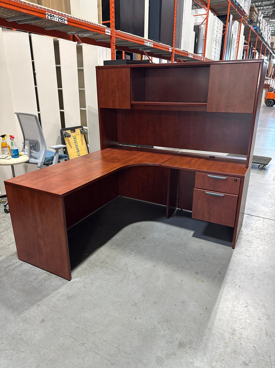 L-Shape Desk w/Hutch, BF Ped