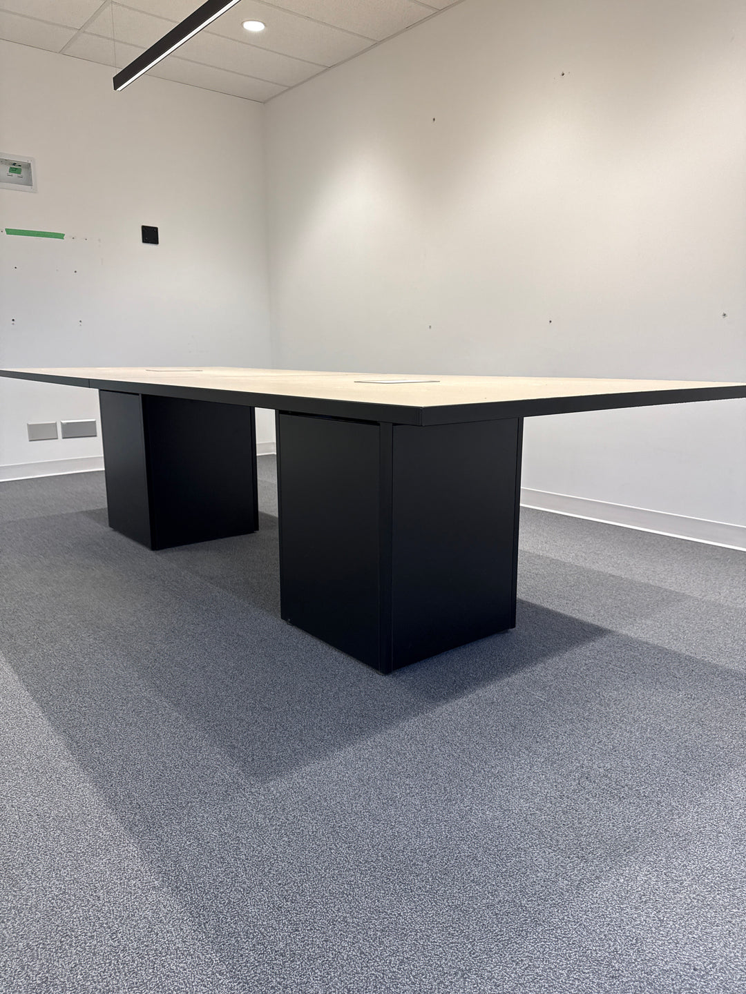 10' Rectangle Boardroom Table w/Electrical