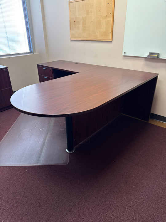 Bullet L-Shape Desk w/BBF Ped