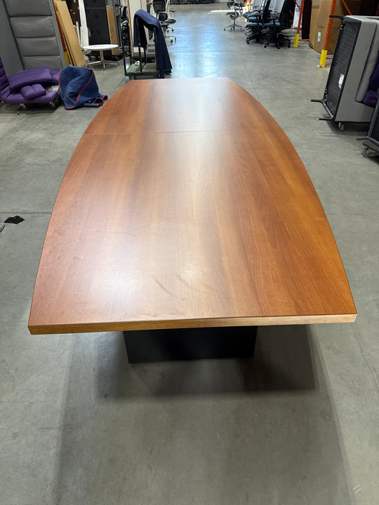 10' Boatshape Boardroom Table
