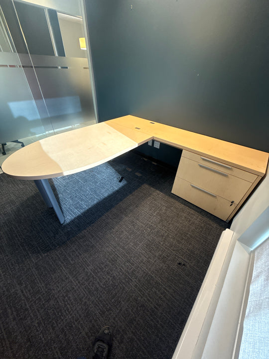 Bullet L-Shape Desk w/Lateral Storage